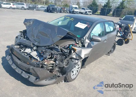 2019 Toyota Corolla Le from USA, damaged, VIN 2T1BURHE4KC228304